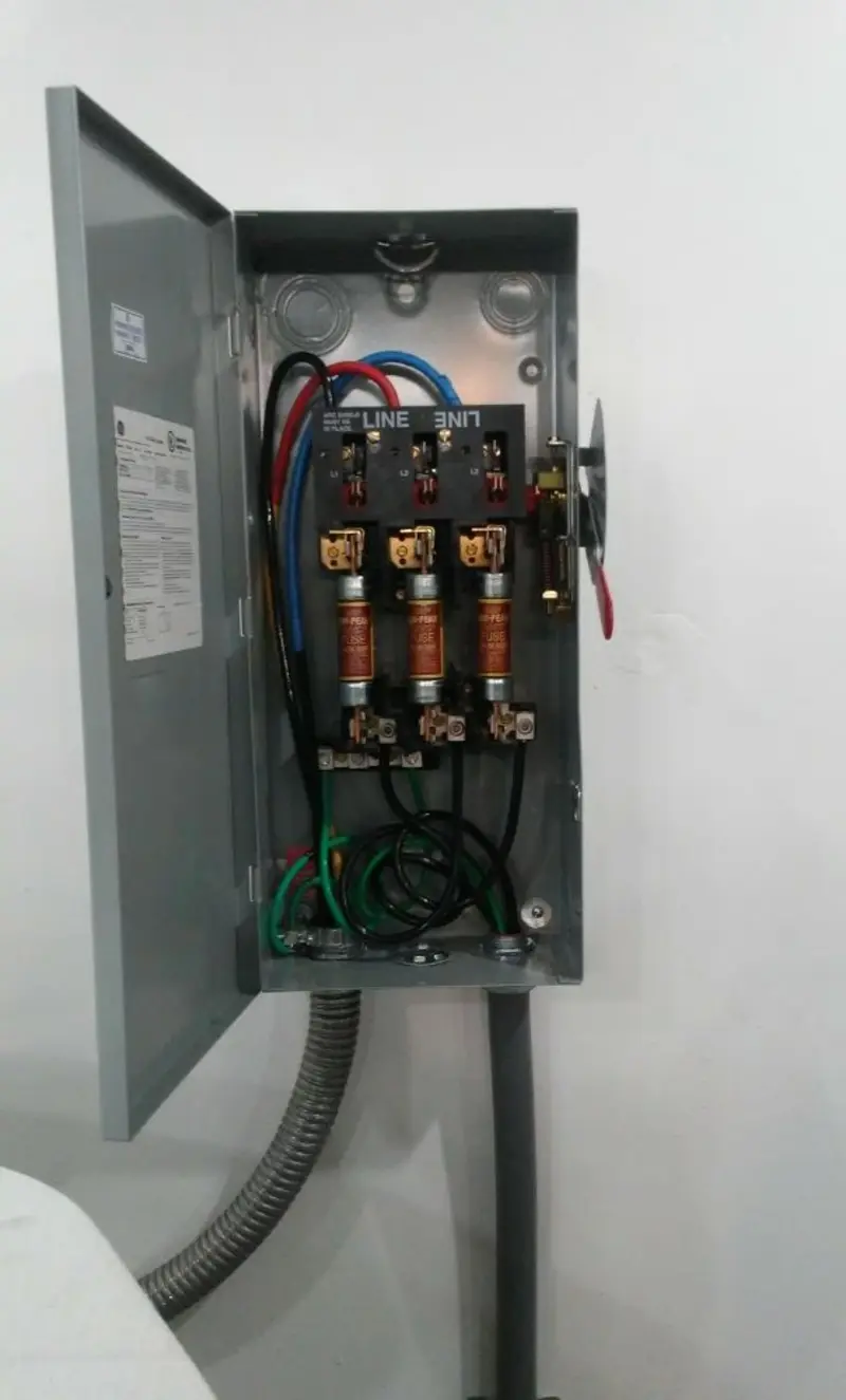 Three-phase disconnect switch installed for Smoke Detector Installation in St. Anthony